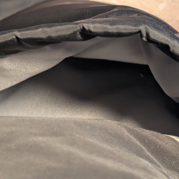 Skip Hop Suite Backpack - Luxe Black & Gold Quilted - Commuter & Multi-Use Bag - Picture 12 of 16